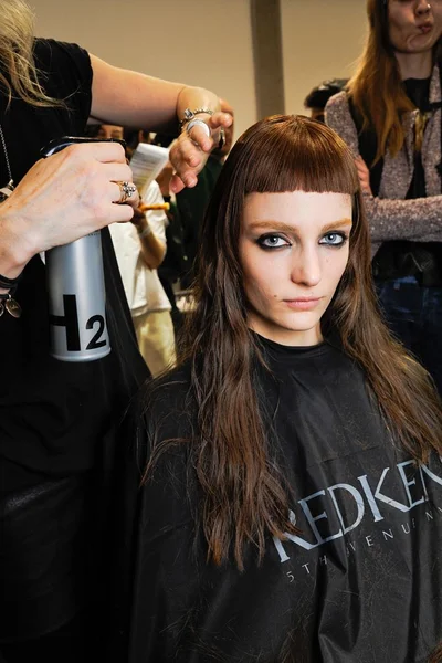 Look 1
